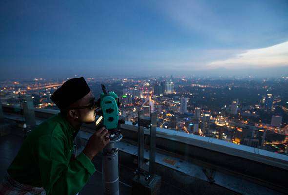 Menjelang Hari Raya Menjelang Hari Raya