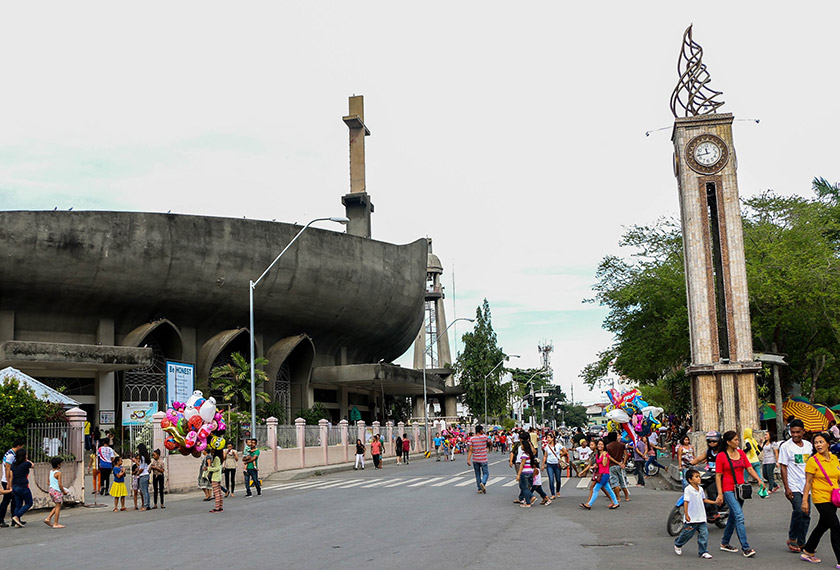 A scene outside San Pedro Church in Davao city. - Karim Raslan Photo