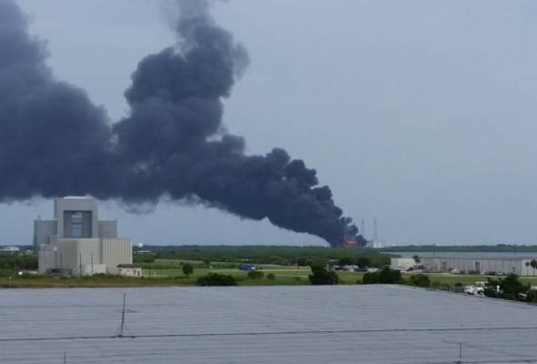 Explosion at SpaceX launch site at Cape Canaveral: media reports Explosion at SpaceX launch site at Cape Canaveral: media reports