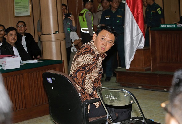 Bekas Gabenor Jakarta diberi pengampunan khusus sempena Krismas Bekas Gabenor Jakarta diberi pengampunan khusus sempena Krismas