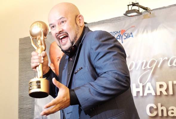 Saya tak boleh puaskan hati semua orang setiap masa - Harith Iskander Saya tak boleh puaskan hati semua orang setiap masa - Harith Iskander