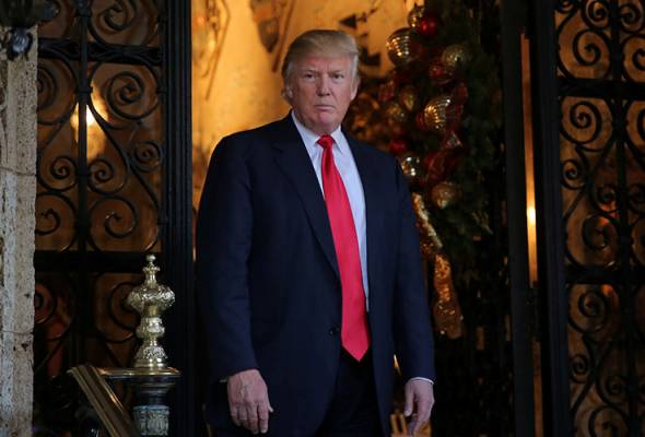 Trump acknowledges Russia role in U.S. election hacking - aide Trump acknowledges Russia role in U.S. election hacking - aide