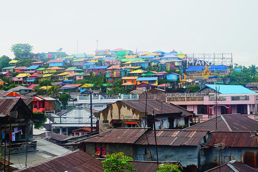  Manado is an epicenter of eco-tourism and serves as a gateway to many other nearby attractions such as Bunaken and Tomohon. Karim Raslan Photo