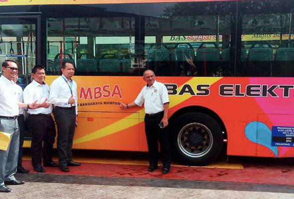 Majlis Bandaraya Shah Alam lancar bas elektrik pertama Majlis Bandaraya Shah Alam lancar bas elektrik pertama