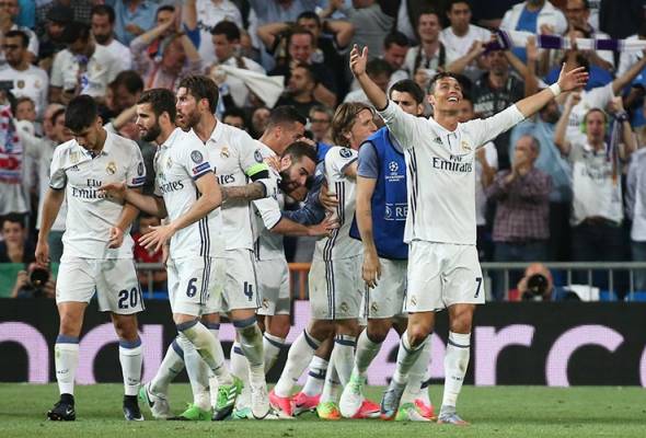 Hatrik Ronaldo pisahkan Madrid, Bayern Hatrik Ronaldo pisahkan Madrid, Bayern