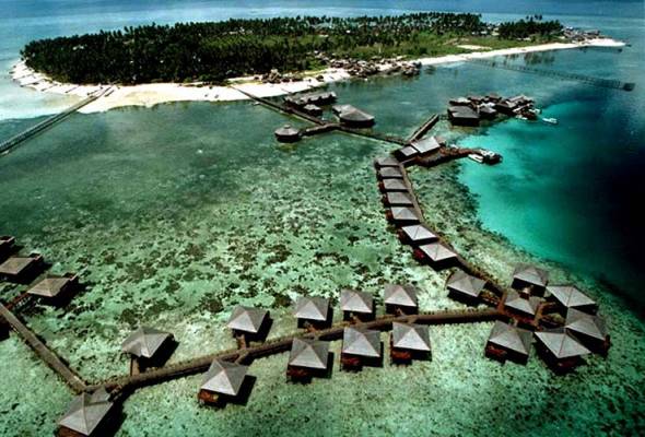 Lebih 50 peratus rakyat Malaysia percaya melancong dalam negara lebih selamat selepas PKP Lebih 50 peratus rakyat Malaysia percaya melancong dalam negara lebih selamat selepas PKP