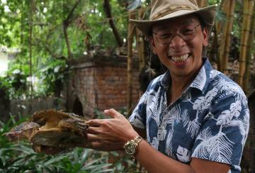 Kuya Kim Altienza - keanehan yang sempurna