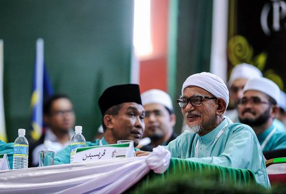 3 Naib Presiden kekal, Nik Abduh raih undi tertinggi AJK Pusat Pas 3 Naib Presiden kekal, Nik Abduh raih undi tertinggi AJK Pusat Pas