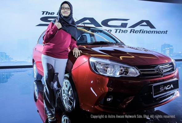 Proton Saga wins compact Sedan of the year award Proton Saga wins compact Sedan of the year award