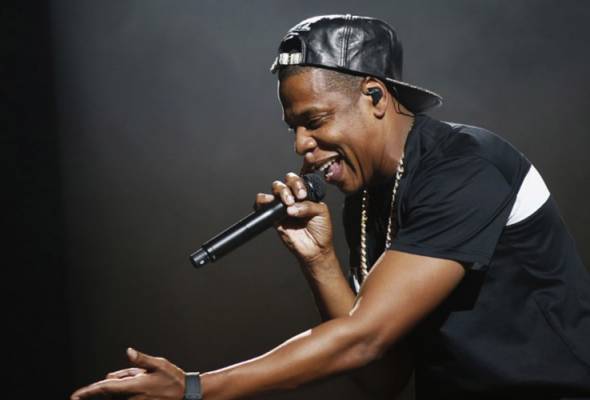 Jay-Z 'confesses' to Beyonce in 'Family Feud' music video Jay-Z 'confesses' to Beyonce in 'Family Feud' music video