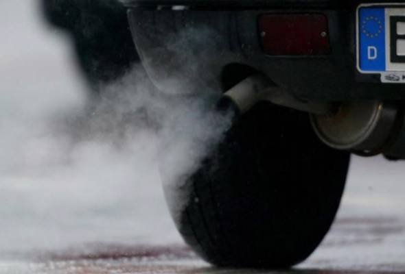 Singapura ketatkan had pelepasan asap kenderaan diesel asing mulai