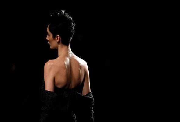 Fashion Giants LVMH Kering To Ban Underweight And Underage Models