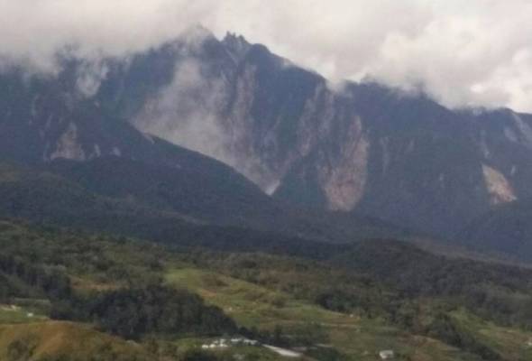 Penduduk Kampung Mesilau gempar runtuhan besar di lereng Gunung Kinabalu Penduduk Kampung Mesilau gempar runtuhan besar di lereng Gunung Kinabalu