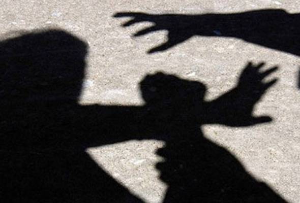 Hukum cucuk besi panas untuk pesalah sumbang mahram 