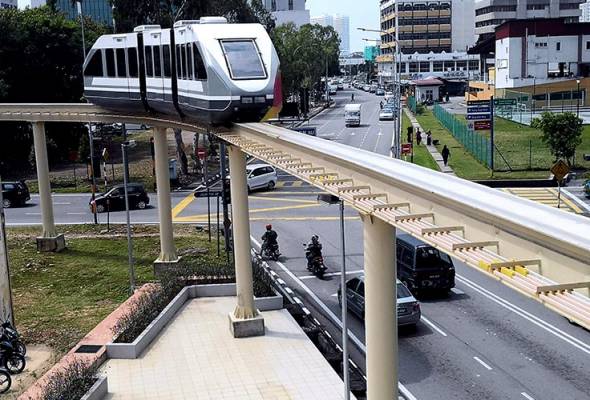 10,000 orang guna Monorel Melaka sejak dibuka semula 10,000 orang guna Monorel Melaka sejak dibuka semula