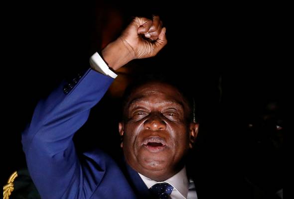 Tak mahu gunting dalam lipatan, Mnangagwa buang habis 'orang Mugabe' Tak mahu gunting dalam lipatan, Mnangagwa buang habis 'orang Mugabe'