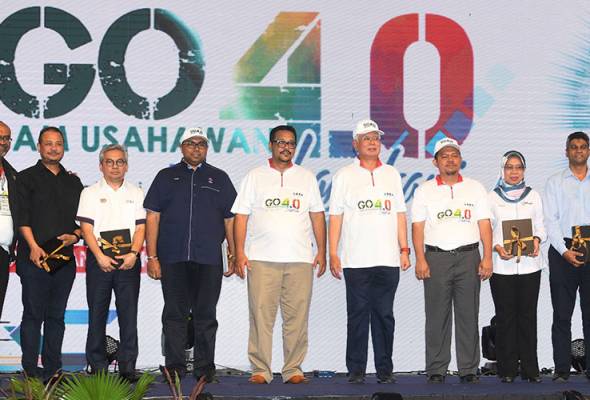 PM Najib peruntukan RM1.3 bilion untuk infrastuktur Langkawi PM Najib peruntukan RM1.3 bilion untuk infrastuktur Langkawi