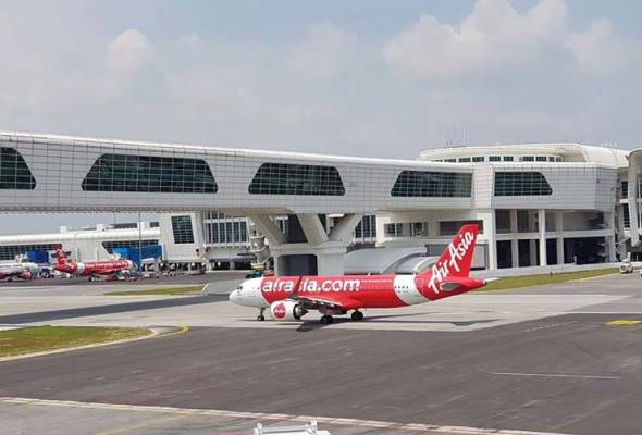 Salah kenakan PSC yang sama di KLIA, KLIA2 - AirAsia Salah kenakan PSC yang sama di KLIA, KLIA2 - AirAsia