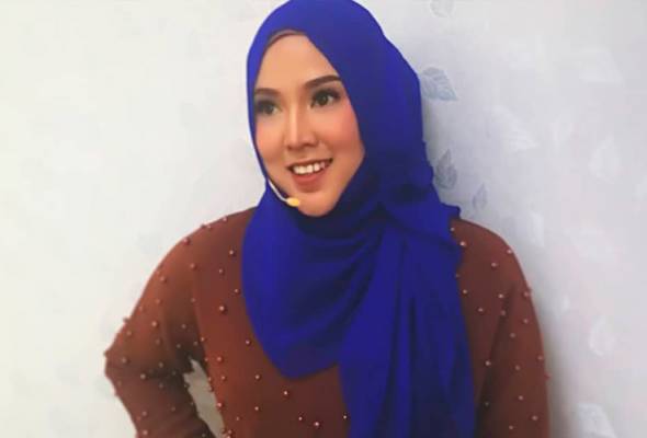 Tersenarai dalam 'Forbes 30 Under 30' hadiah berganda buat Shila Amzah Tersenarai dalam 'Forbes 30 Under 30' hadiah berganda buat Shila Amzah