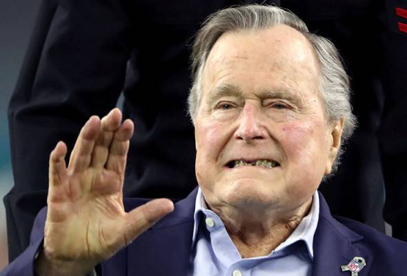 Bekas presiden AS George HW Bush dimasukkan ke hospital Bekas presiden AS George HW Bush dimasukkan ke hospital