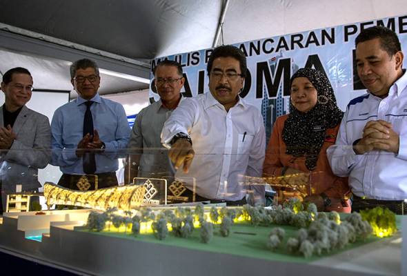 Saya akan pastikan Kampung Baru terus milik orang Melayu - Johari Saya akan pastikan Kampung Baru terus milik orang Melayu - Johari
