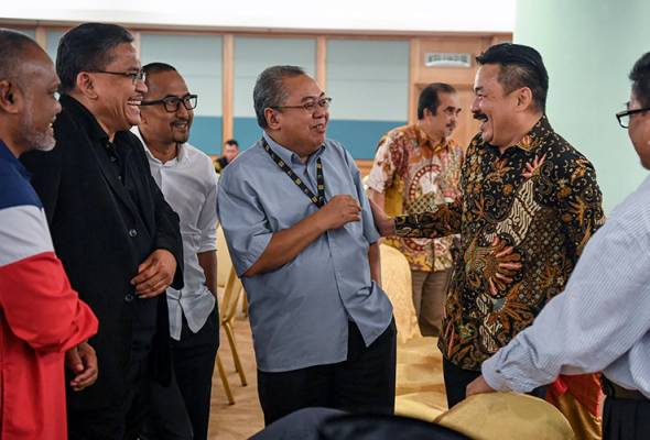 Indonesia harap yuran birokrasi amah dikurangkan - Duta Indonesia harap yuran birokrasi amah dikurangkan - Duta