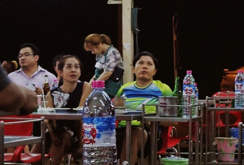 Government officer Nuangruthai Raikrang in Bangkok’s Talad Plu district watching the France – Uruguay match on 6 July 2018. “I hope France will win”—a dream which come true when the European giant decisively won 2-0 against its Latin American opponent.