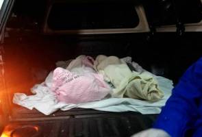 Mangsa dikenali sebagai Muhammad Amirul Mukminin Abu Hanifah, 11, dan adiknya, Muhammad Hafizul Iman, 10. Dua beradik ditemui lemas di Sungai Balok