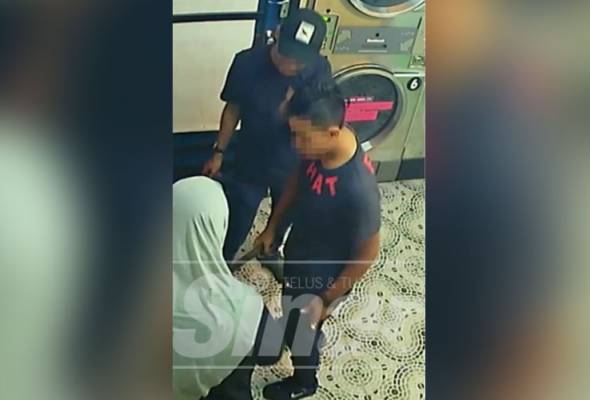 Pelanggan dobi disamun dengan parang Pelanggan dobi disamun dengan parang