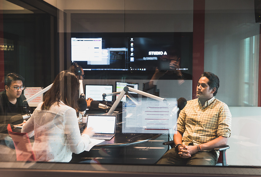 Khairy being interviewed on the station’s high-profile morning talk show, the 'Breakfast Grille'. Helmed by Melisa Idris, the show lives up to its moniker, grilling its guests with a rare feistiness. - Joe Kit Yong/Ceritalah