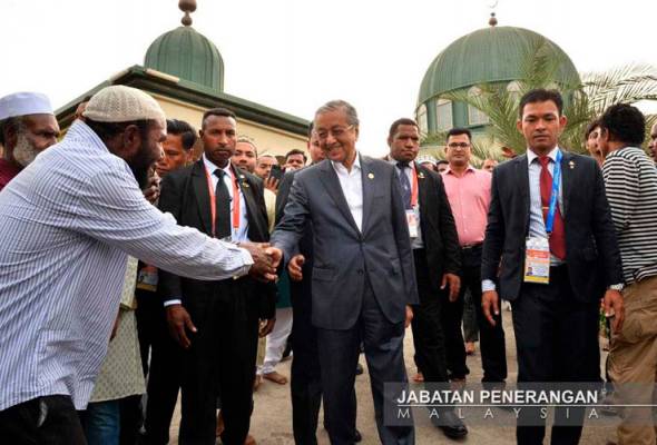 Masjid pertama di Papua New Guinea pahat memori istimewa buat Tun Mahathir Masjid pertama di Papua New Guinea pahat memori istimewa buat Tun Mahathir