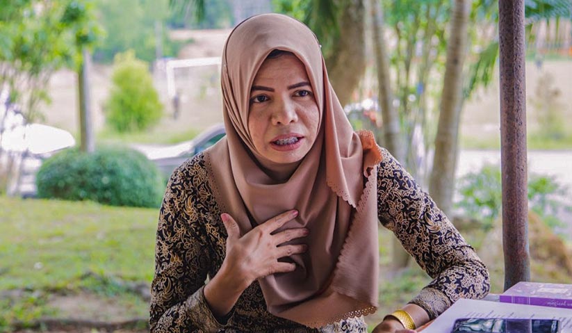 An outspoken activist since her university days, Cikgu Che is unafraid to defend her beliefs - foremost, the transcendent value of the Malay language as a constituent of identity. Photo Wan Muhaimin/Ceritalah