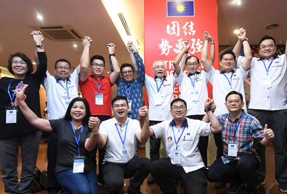 Wee Ka Siong presiden baharu MCA Wee Ka Siong presiden baharu MCA