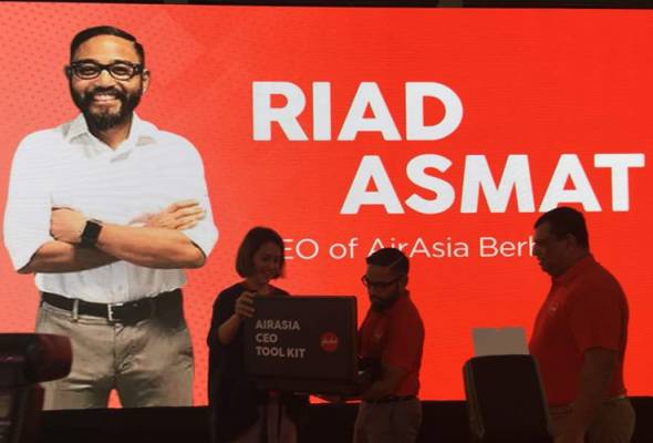 AirAsia akan naik taraf pautan WiFi dalam pesawat AirAsia akan naik taraf pautan WiFi dalam pesawat