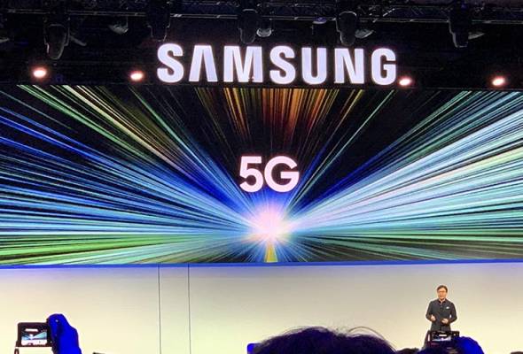 CES 2019: Setelah LG, kini giliran Samsung perkenalkan telefon 5G CES 2019: Setelah LG, kini giliran Samsung perkenalkan telefon 5G