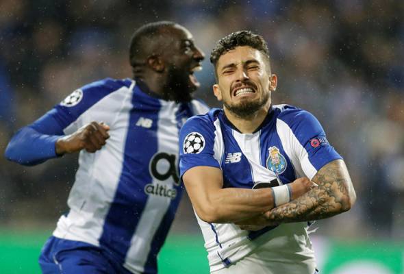 Jaringan lewat Telles sahkan kemaraan Porto Jaringan lewat Telles sahkan kemaraan Porto