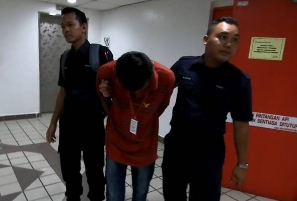 Buruh didakwa cabul kanak-kanak 8 tahun Buruh didakwa cabul kanak-kanak 8 tahun