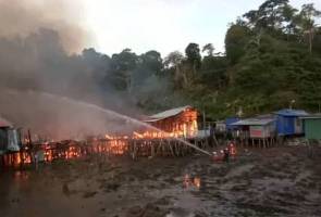 Dalam kejadian yang berlaku pukul 5.25 pagi itu kawasan yang musnah dalam kebakaran itu berkeluasan dua ekar. 32 rumah hangus dalam kebakaran di Sandakan