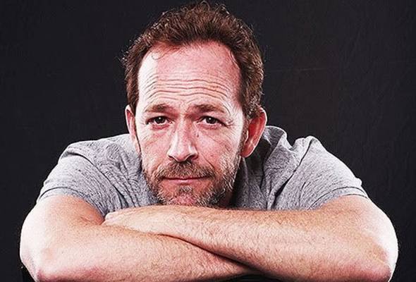 Pelakon Hollywood Luke Perry diserang angin ahmar Pelakon Hollywood Luke Perry diserang angin ahmar