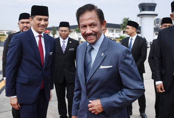 Sultan Brunei berangkat pulang Sultan Brunei berangkat pulang