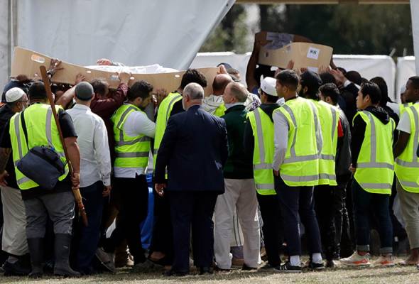 Sebak, dua jenazah pertama serangan Christchurch disemadikan Sebak, dua jenazah pertama serangan Christchurch disemadikan