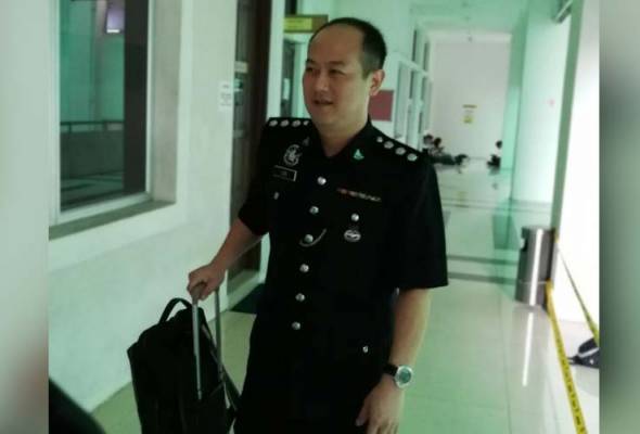 Inkues Adib: Adib tidak menjawab soalan polis - Saksi Inkues Adib: Adib tidak menjawab soalan polis - Saksi