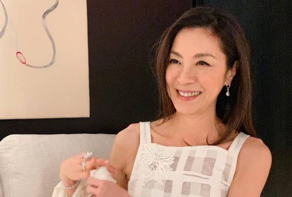 Michelle Yeoh sah bintangi sekuel Avatar Michelle Yeoh sah bintangi sekuel Avatar