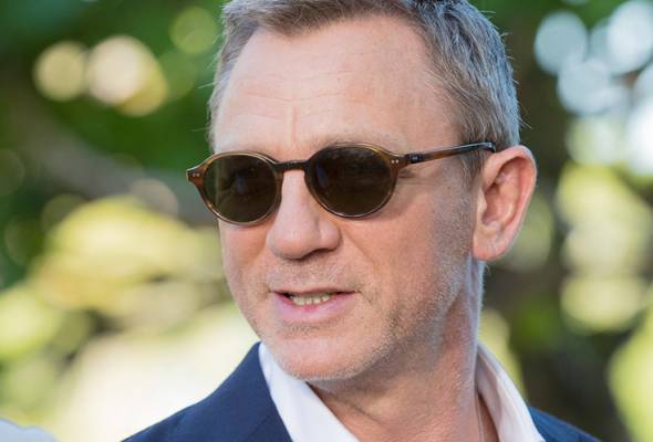 Bond 25: Daniel Craig tukar Aston Martin dengan Land Rover Bond 25: Daniel Craig tukar Aston Martin dengan Land Rover