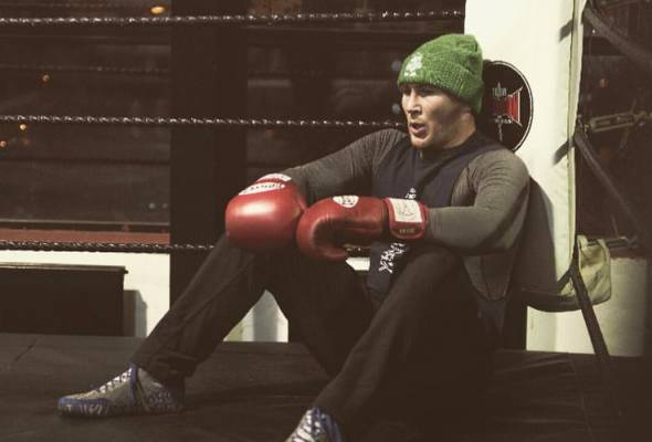 Didakwa curi teksi, petarung UFC Darren Till ditahan Didakwa curi teksi, petarung UFC Darren Till ditahan