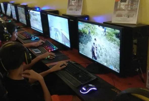 Padah asyik main permainan video, lelaki mati di depan komputer Padah asyik main permainan video, lelaki mati di depan komputer