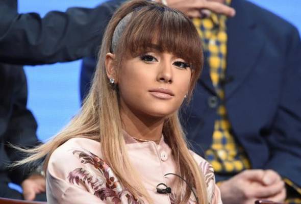 Ariana Grande disaman paparazi Ariana Grande disaman paparazi