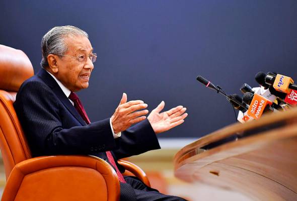 Ramai masih tumpukan kaum, bukan negara - PM Mahathir Ramai masih tumpukan kaum, bukan negara - PM Mahathir