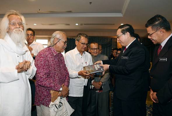 Sasterawan Negara terima elaun bulanan RM5,000