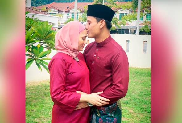 'Sebab belum rezeki, doakan yang terbaik' - Aidil Aziz reda Fasha Sandha keguguran 'Sebab belum rezeki, doakan yang terbaik' - Aidil Aziz reda Fasha Sandha keguguran